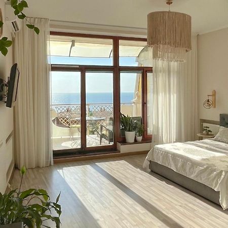 Apartment In Arcadia Palace With Sea View! โอเดสซา ภายนอก รูปภาพ