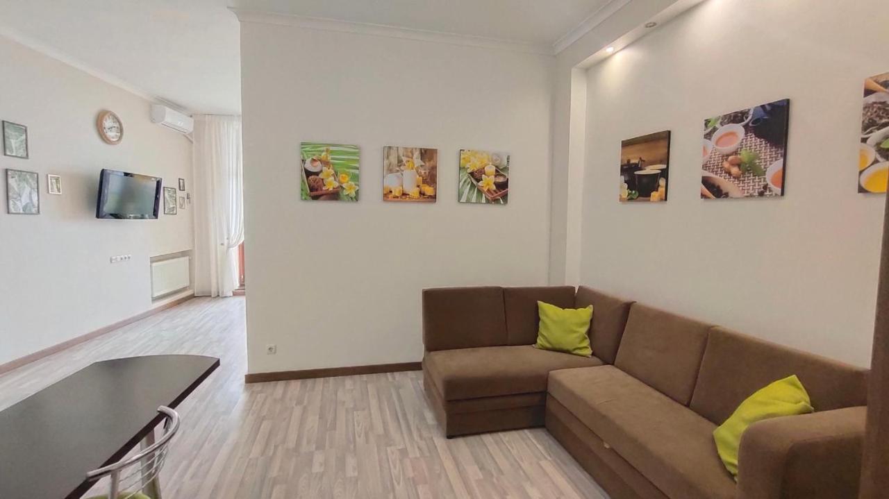 Apartment In Arcadia Palace With Sea View! โอเดสซา ภายนอก รูปภาพ